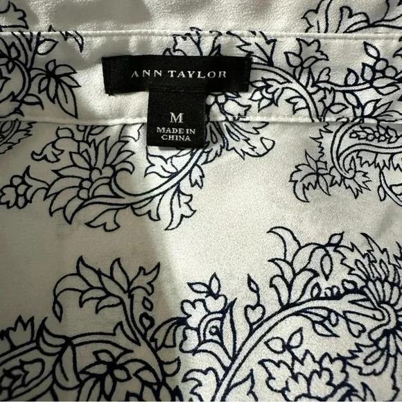 Ann Taylor women's small long sleeve button down sheer blouse paisley print - Picture 4 of 4